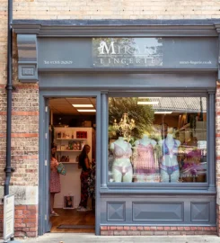 Mirari Lingerie